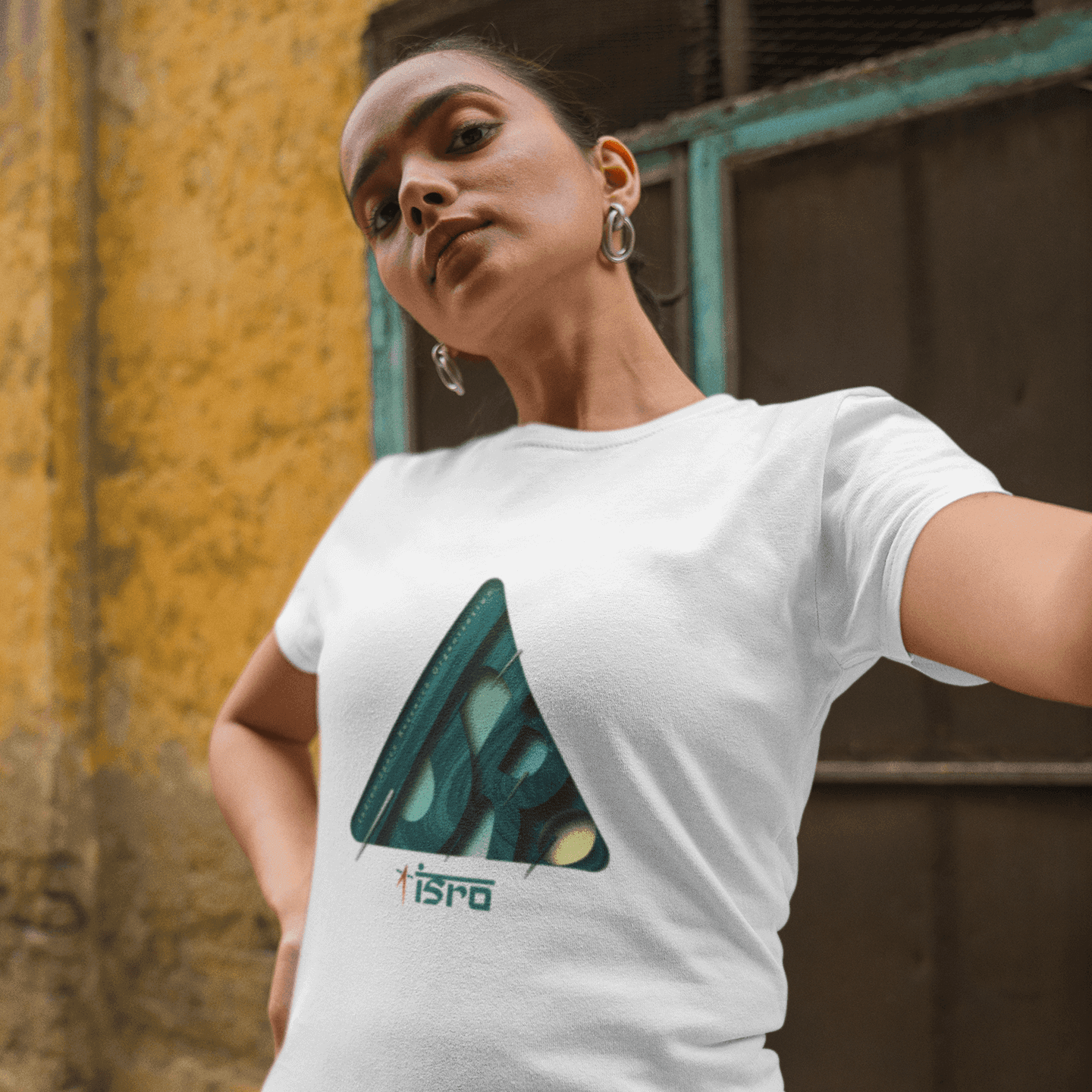 cosmos-round-neck-gildan-tee-mockup-of-a-woman-white